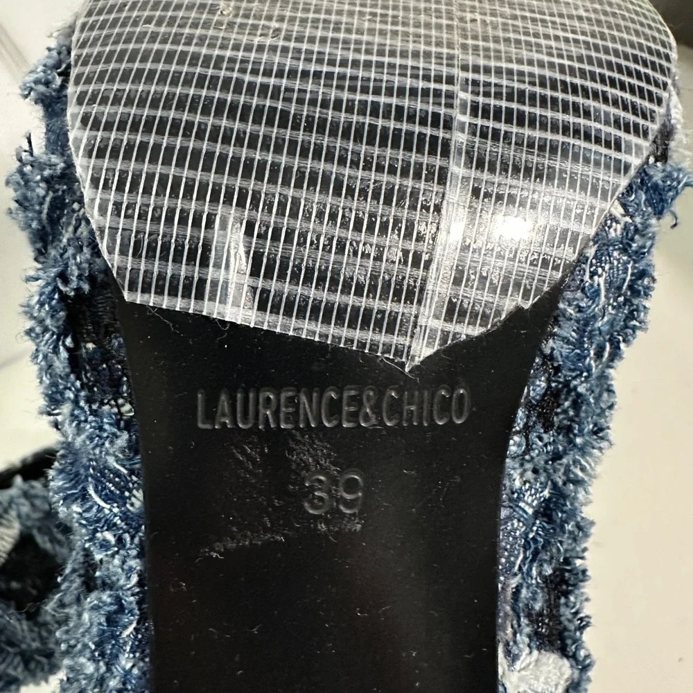 Stylish Frayed Denim Heels - Picture 5 of 7